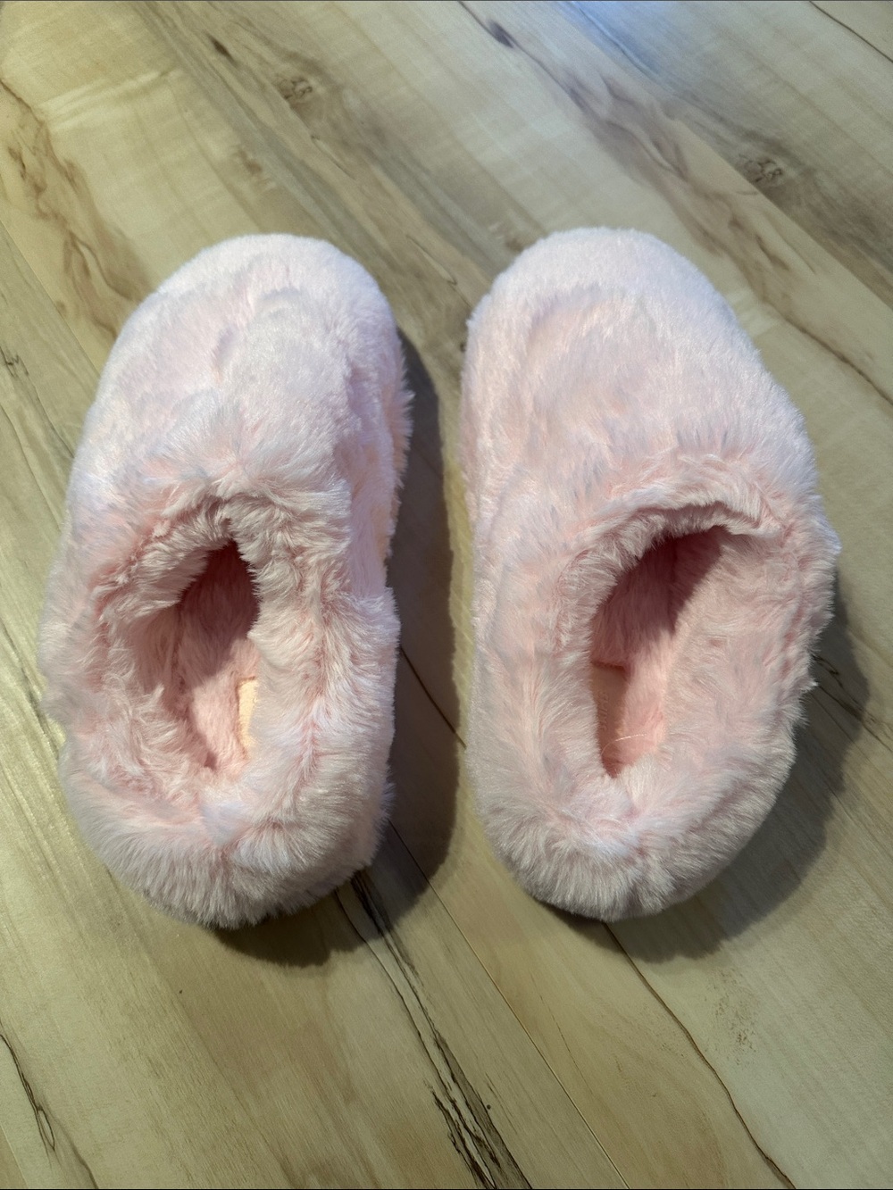 SKIMS Pink Faux Fur Slide Slippers​